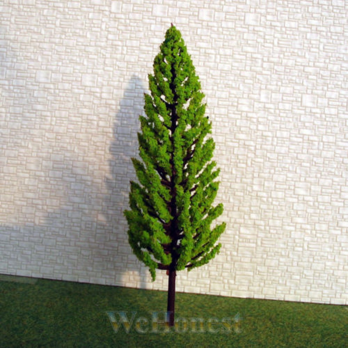 5  x  G scale  1:32  Pine  Trees  Bright  Green #C16060  (WeHonest)